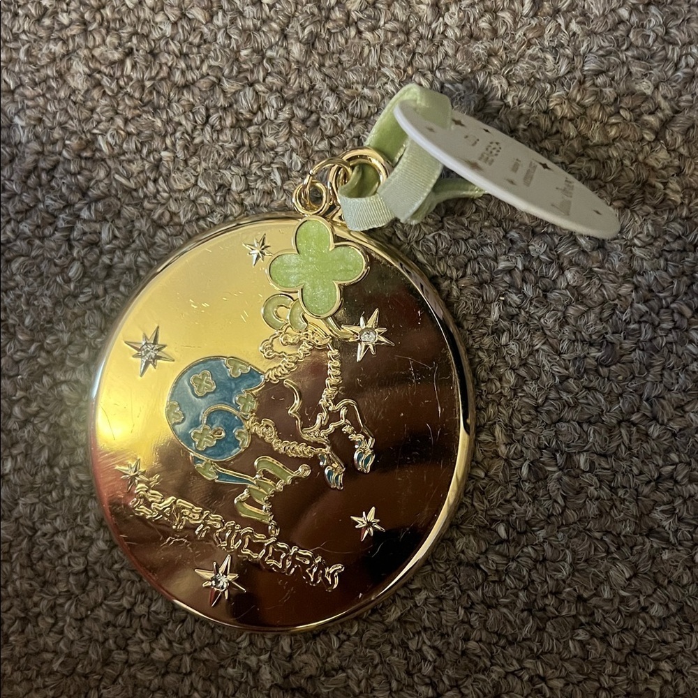 Anthropologie Lou benesch stargazer CAPRICORN zodiac ornament NWT - Picture 3 of 4